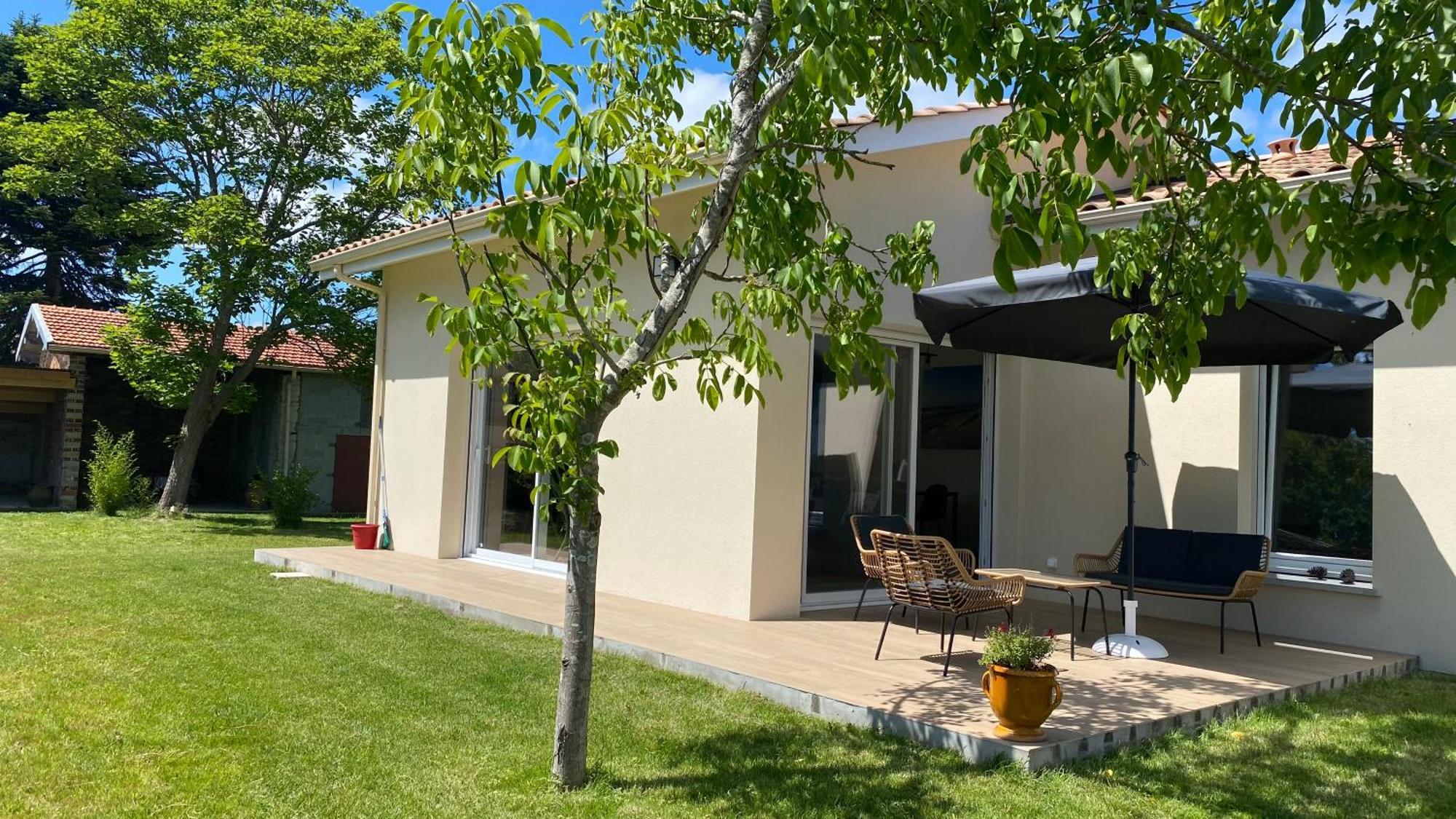 Holiday home Alice's House, Maison & Grange A 10km De L'ocean *